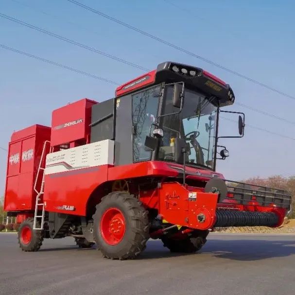 中聯(lián)收獲花生機(jī):農(nóng)機(jī)手致富“先鋒”——跨區(qū)作業(yè)兩千畝 526-3.jpg