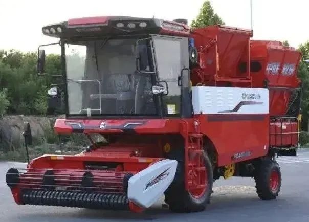 唐山豐南石建波:2年買(mǎi)5臺(tái) 選擇中聯(lián)收獲無(wú)悔亦無(wú)憂(yōu) 924-2.jpg