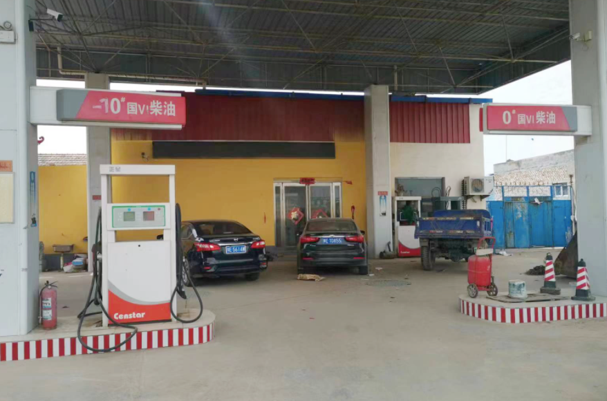 有三臺(tái)挖掘機(jī)的董老板為何轉(zhuǎn)型開收割機(jī)？收的都是現(xiàn)錢！(圖2)